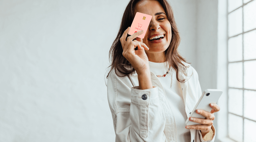 Tarjetas de beneficios para empleados para incentivar a tu equipo