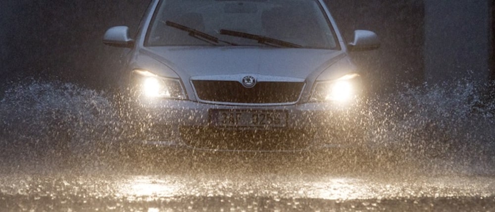 Consejos para transportistas: cómo manejar bajo la lluvia